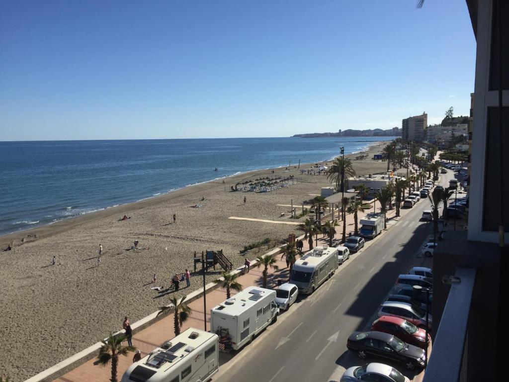 Eva Mar — Hotel in Fuengirola