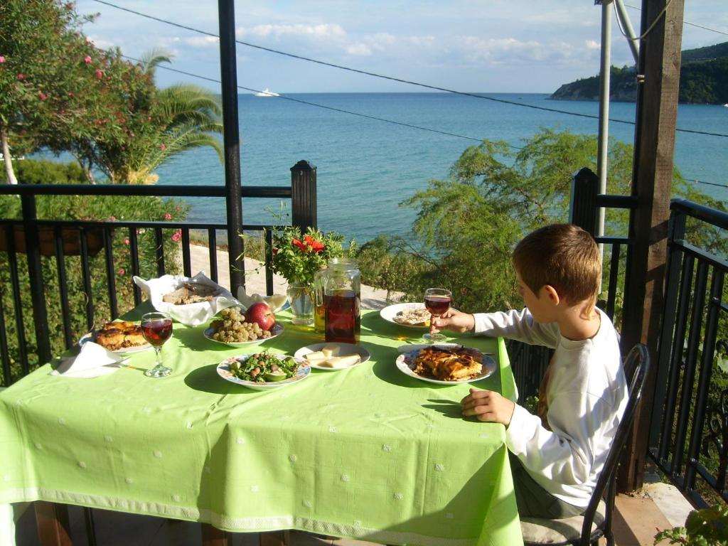 Pansion Limni — Restaurant & bars in Keri, Ionian Islands