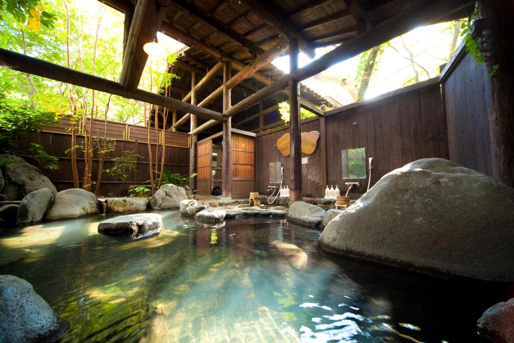 Open air bath, Hotaru no Yado Sendou in Yufu