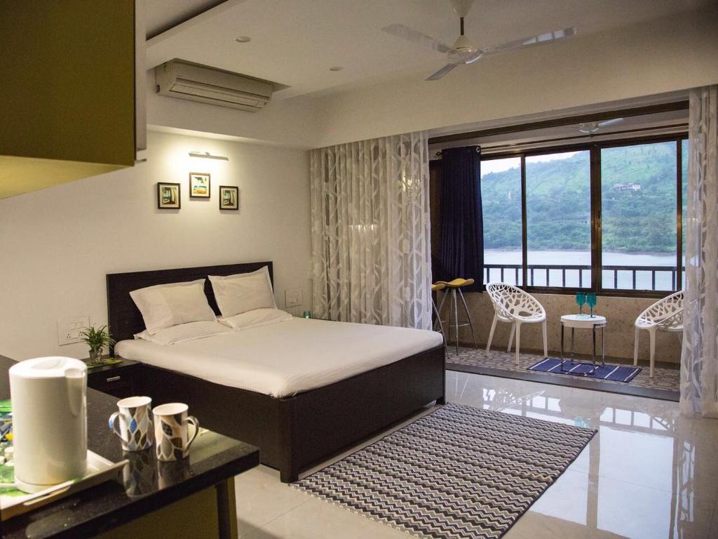 Lavasa Luxury Lakeview Studio