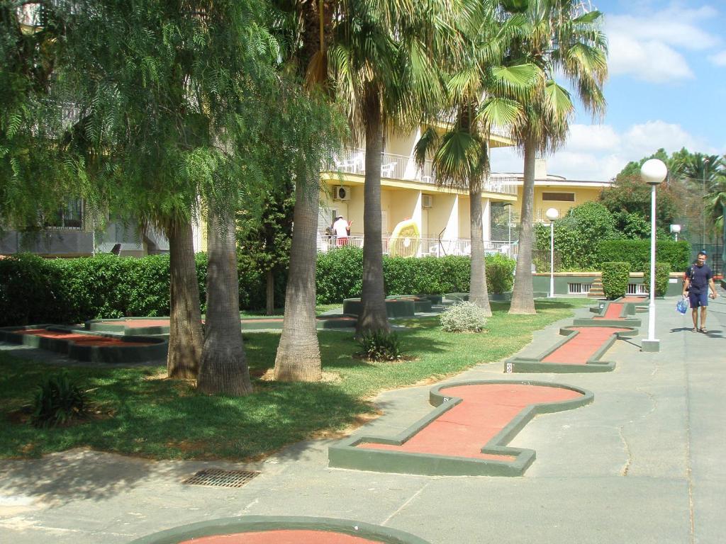 Hotel Metropolitan Playa 3 Sup — Sports & recreation in Playa de Palma, Balearic Islands