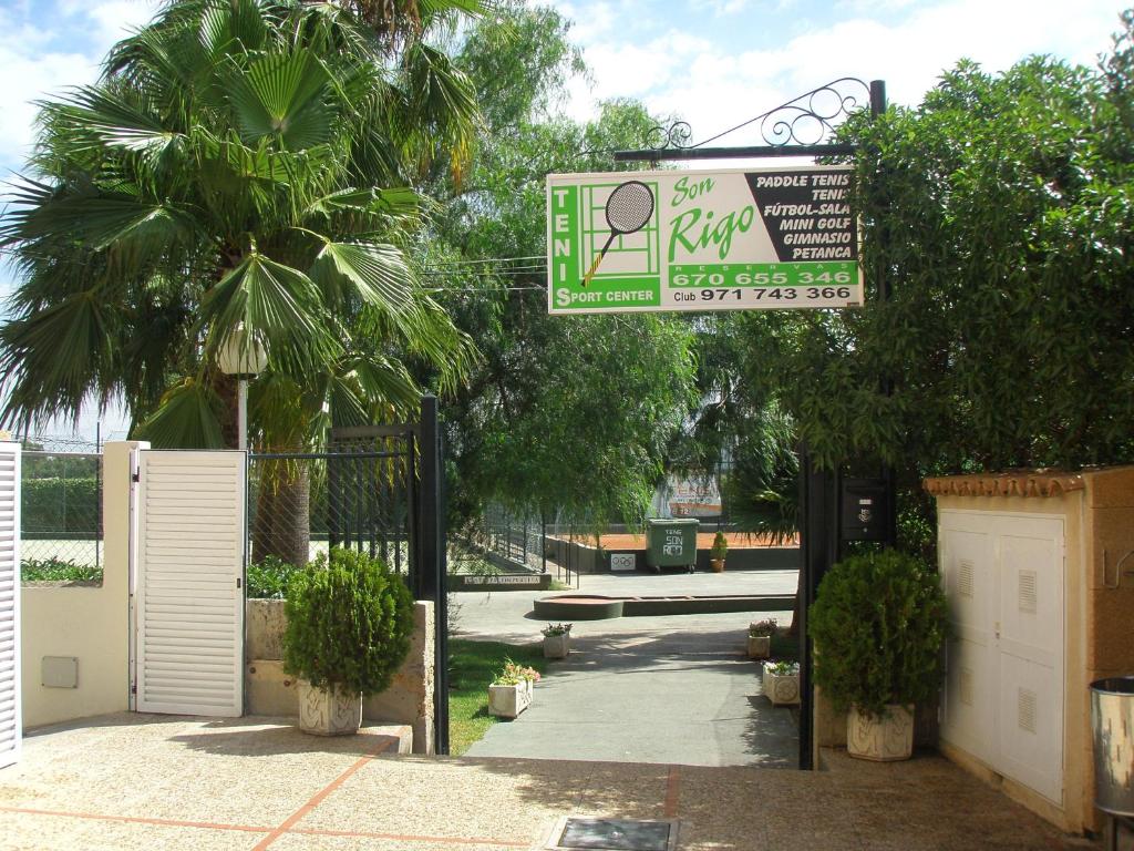 Hotel Metropolitan Playa 3 Sup — Sports & recreation in Playa de Palma, Balearic Islands