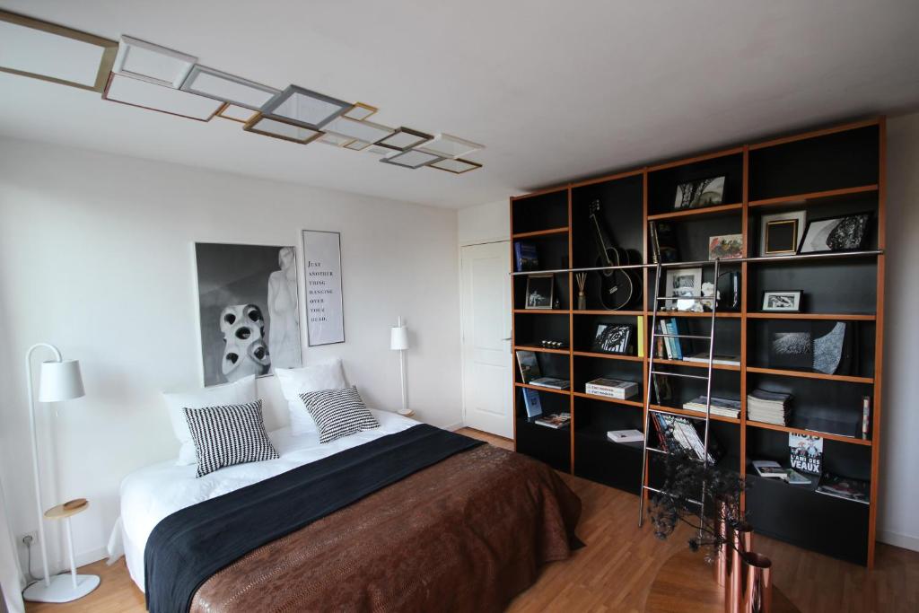 Bed and Breakfast Shandita — Hotel in Merignac