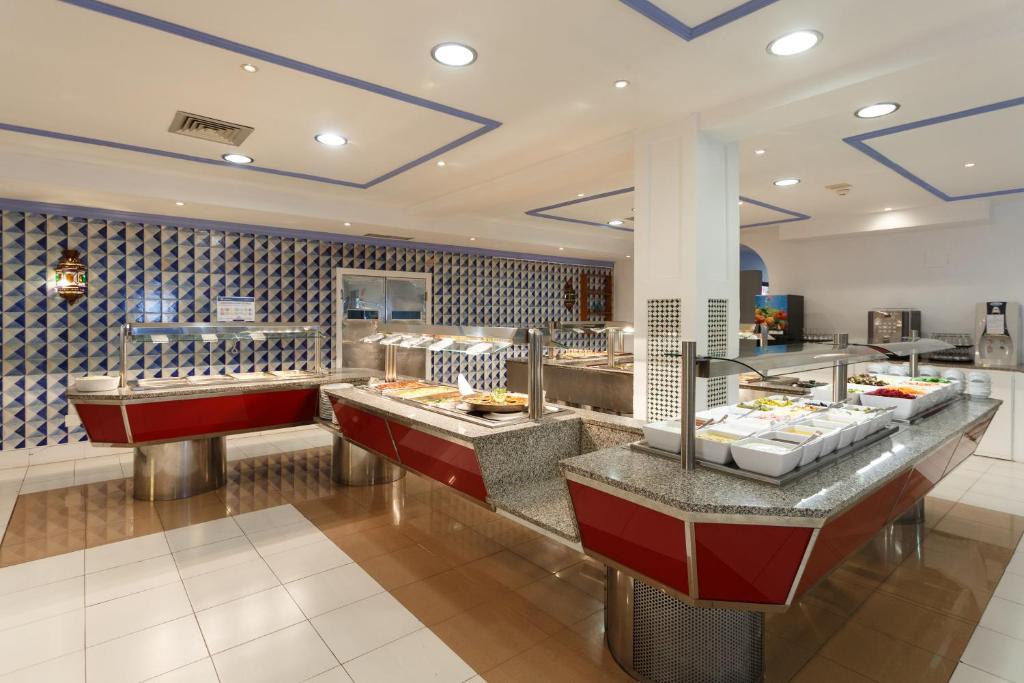Globales Pueblo Andaluz — Restaurant & bars in Marbella, Andalusia