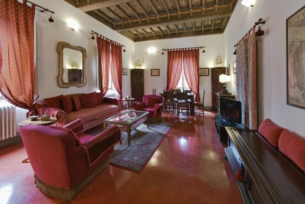Residenze d'Epoca Palazzo Coli Bizzarrini