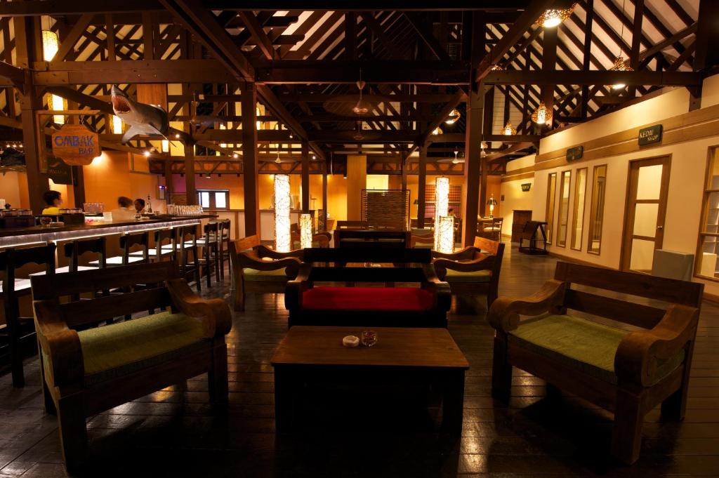 Pub/Lounge