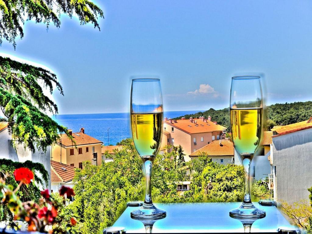 Apartments Andrea — Hotel in Pula