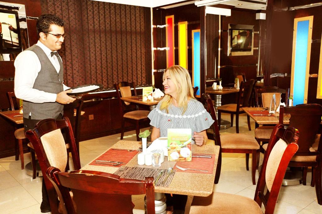 Food and beverages, Al Jazeera Royal Hotel in Abu Dhabi