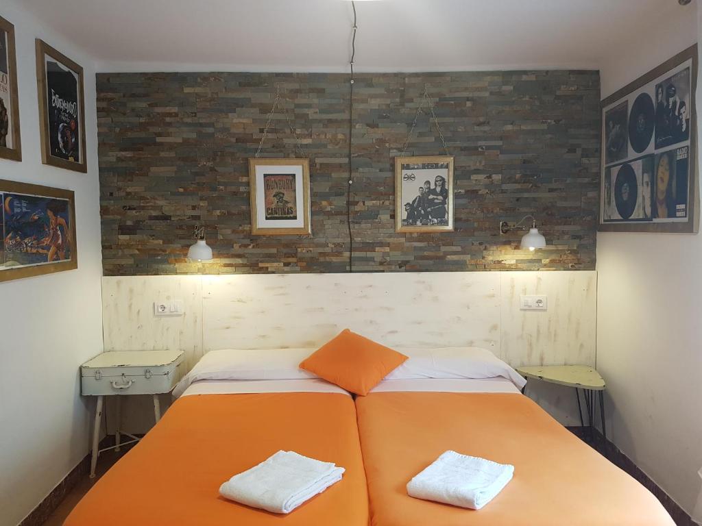 Barri Antic Hostel & Pub