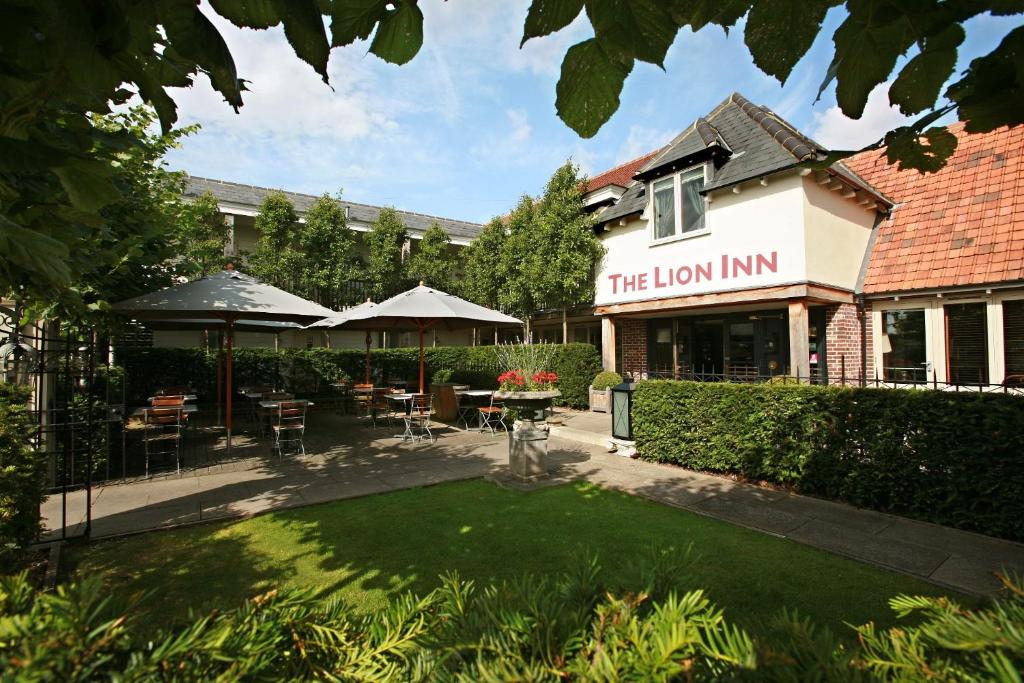 The Lion Inn — Hotel in Boreham