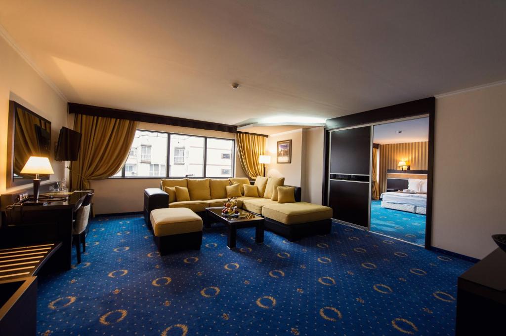 Grand Hotel Hebar photo