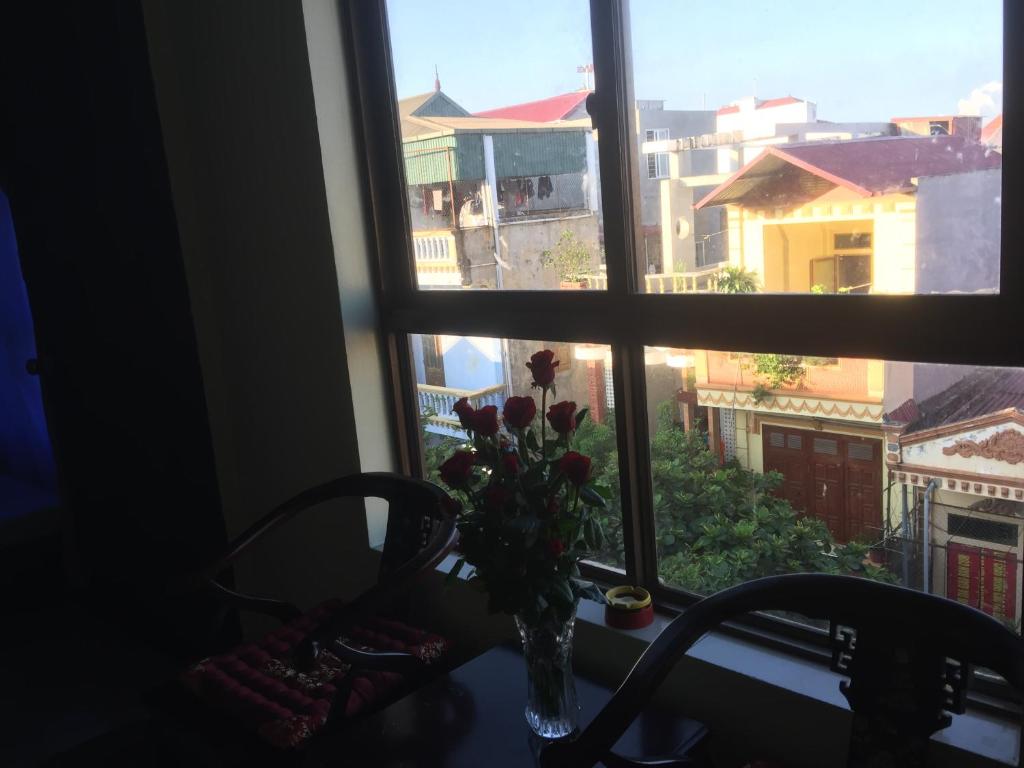 Nhà Khách Thu