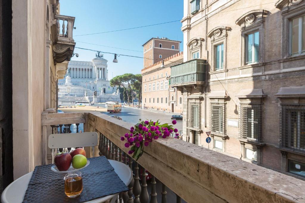 Amazing Piazza Venezia Suites photo