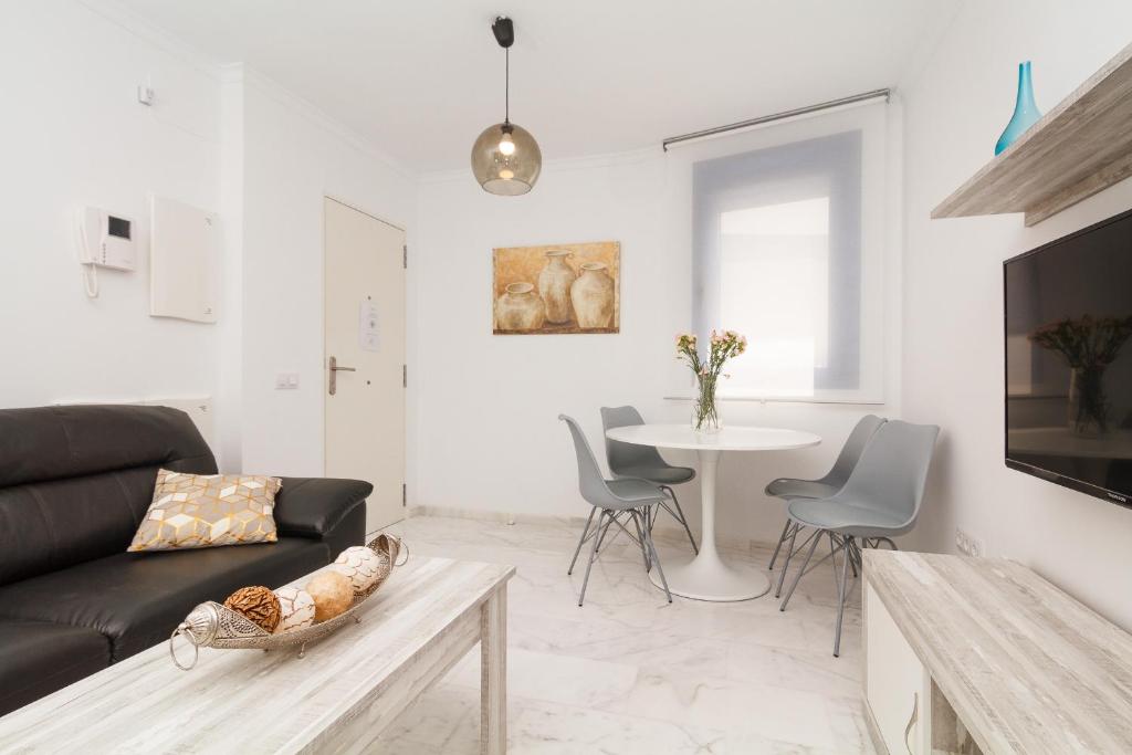 Las Salinas Homes Suites - 3