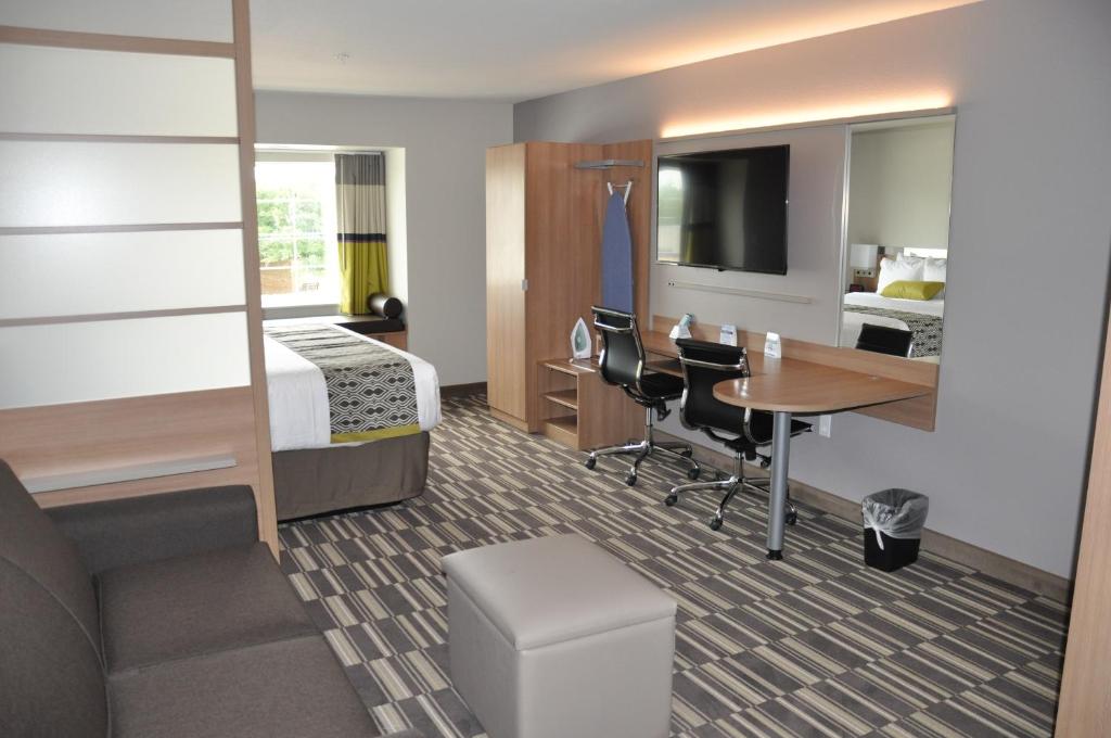 Microtel Inn & Suites by Wyndham Lubbock photo