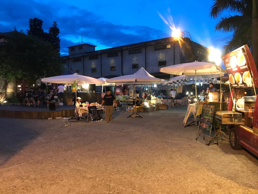 花蓮歐洲之星民宿 文創園區旁 鄰香榭大道 名產街 近東大門夜市 太平洋公園 杰西廣場, Chua-lien