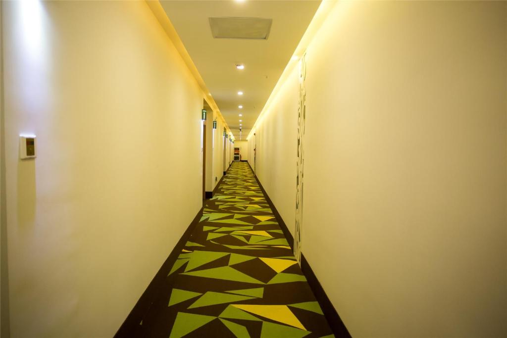 Vatica Wuhu Nanling County Wannan Shopping Mall Hotel photo