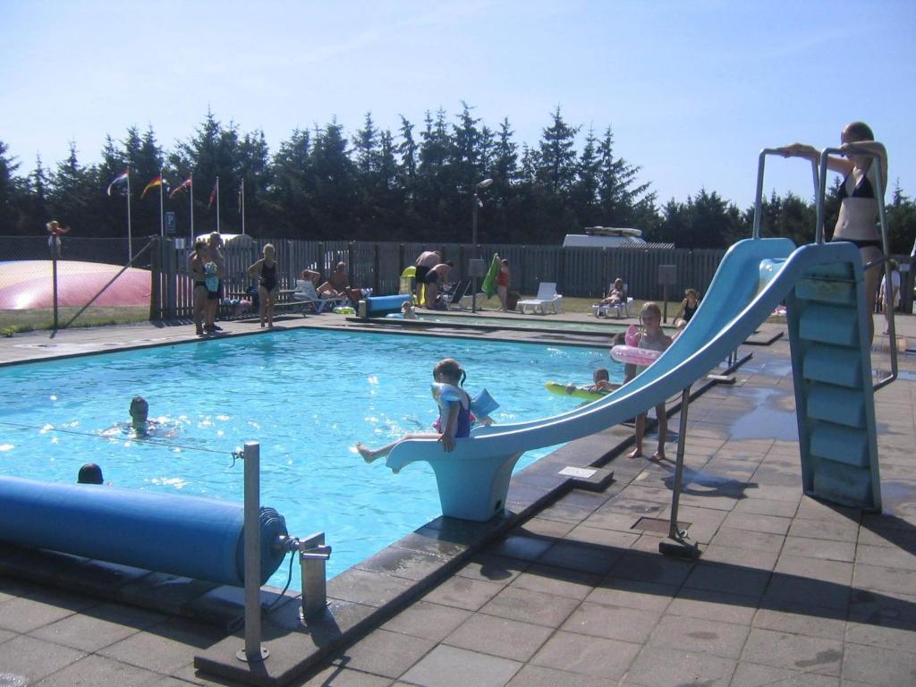Swimming pool, Gl. Klitgaard Camping & Cottages in Lokken