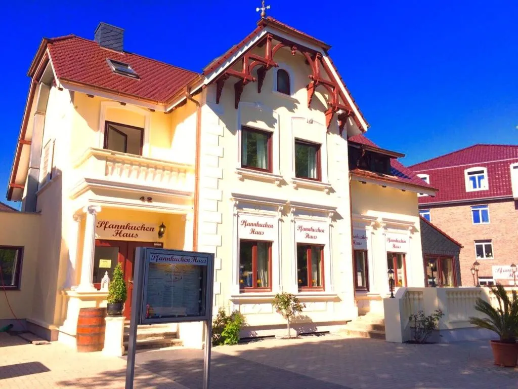 Pfannkuchenhaus Fehmarn, hotel in Burg auf Fehmarn