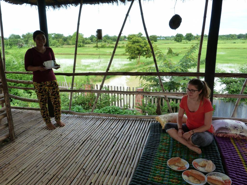 Restaurant, Battambang Dream Bungalows in Battambang