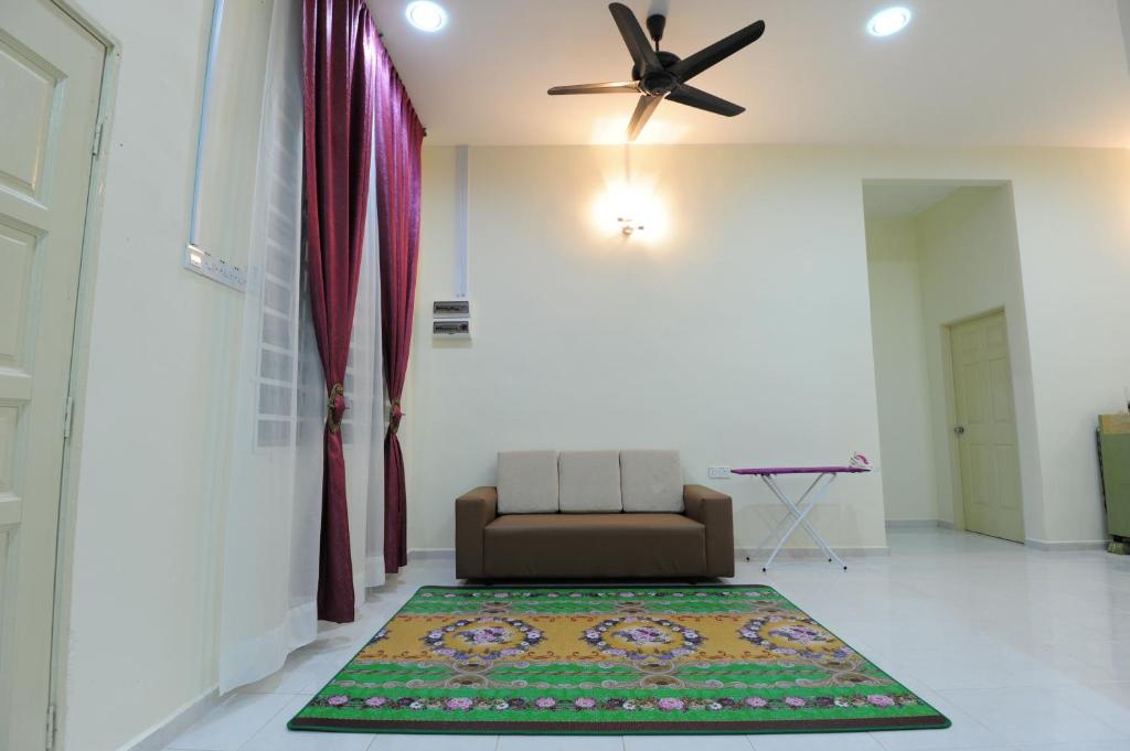 Luqman Guesthouse photo