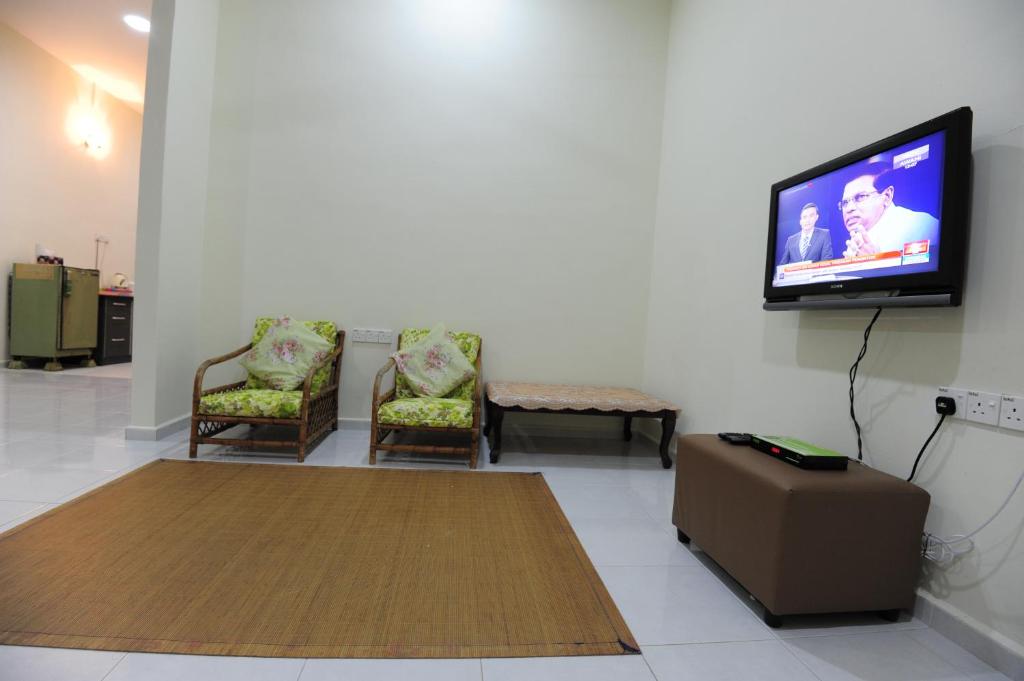Luqman Guesthouse photo