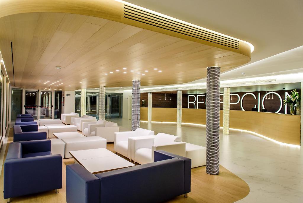 Hotel Carlos I — Hotel building in Benidorm, Valencian Community