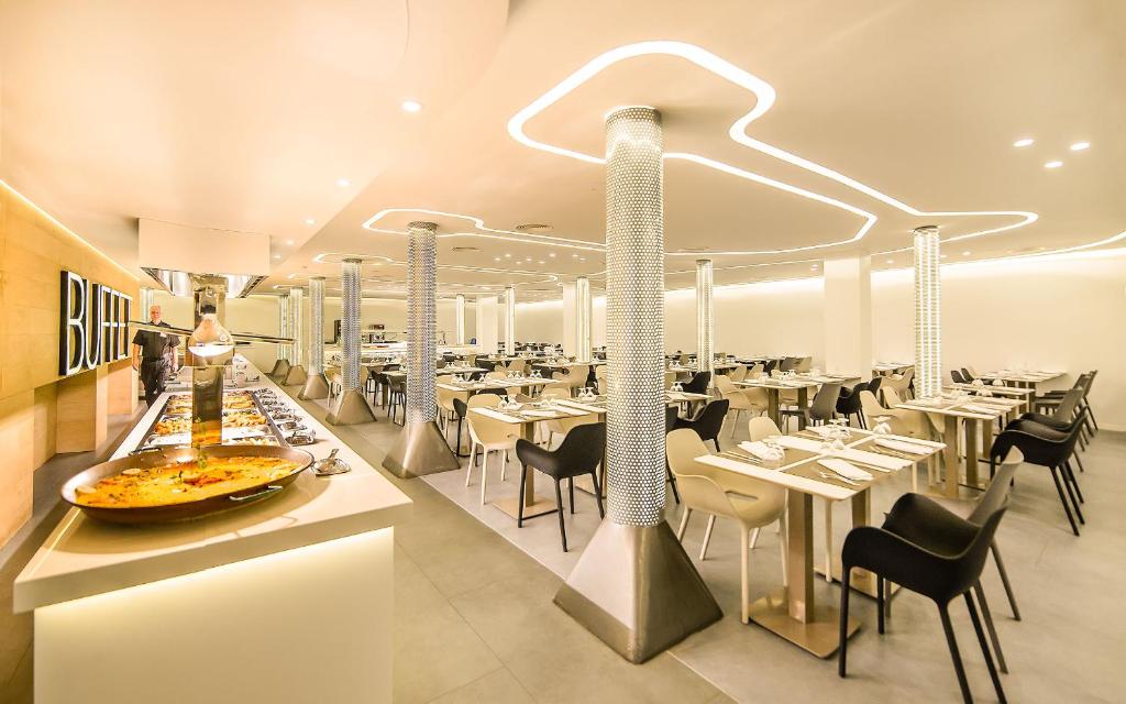 Hotel Carlos I — Restaurant & bars in Benidorm, Valencian Community