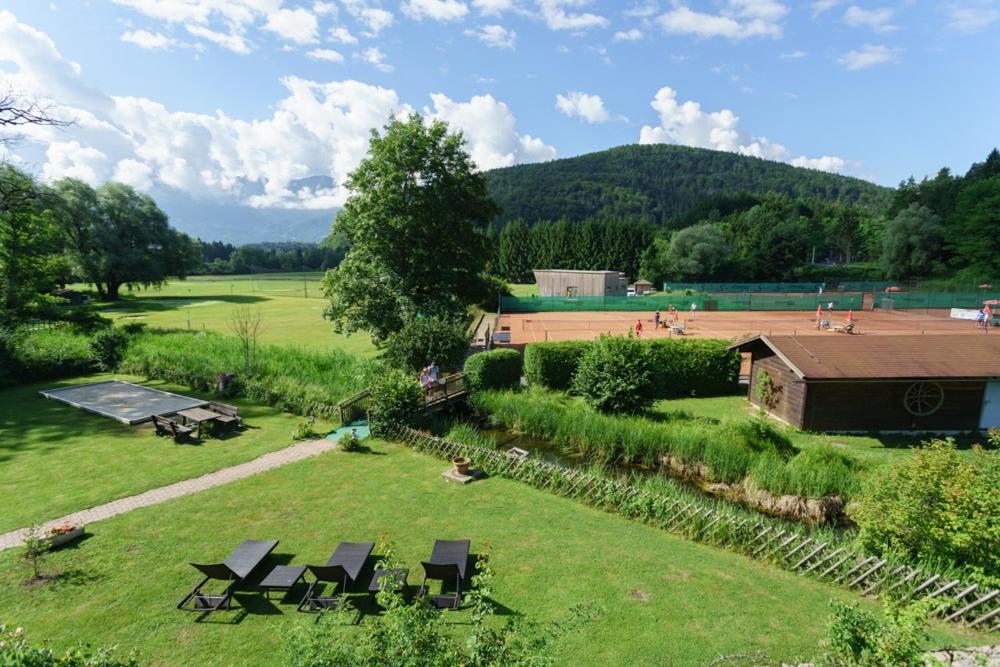 Golf course [on-site]