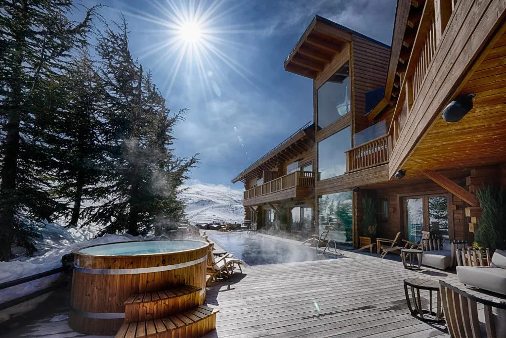 厄尔滑雪Spa酒店，位于塞拉内华达的酒店