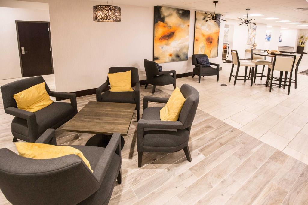 Wyndham Hotel Chicago O'Hare