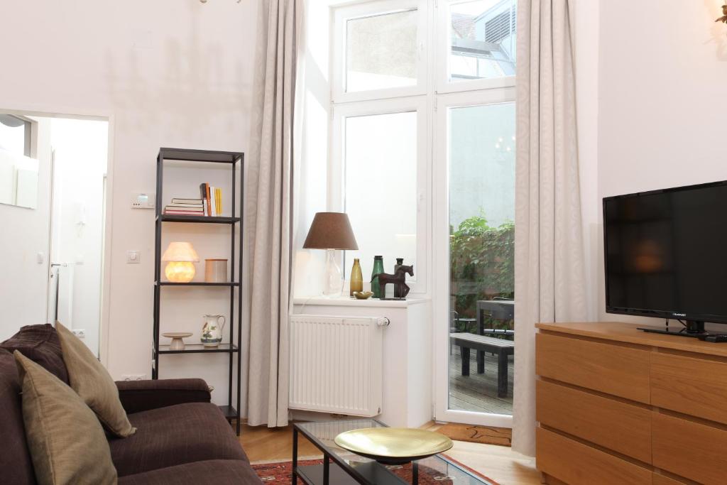 Hoheschule Apartment Courbette photo