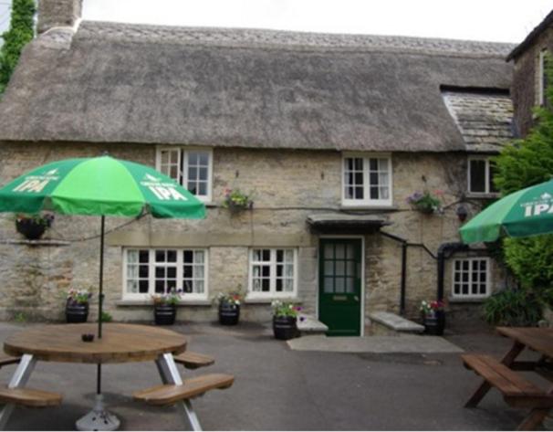 The Bell Inn, Ducklington photo 5