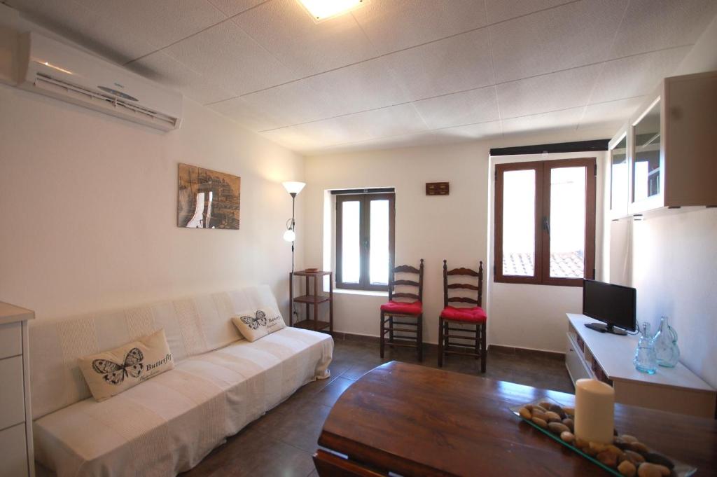 Lets Holidays COZY APARTMENT 70 m. from THE BEACH in TOSSA - 2