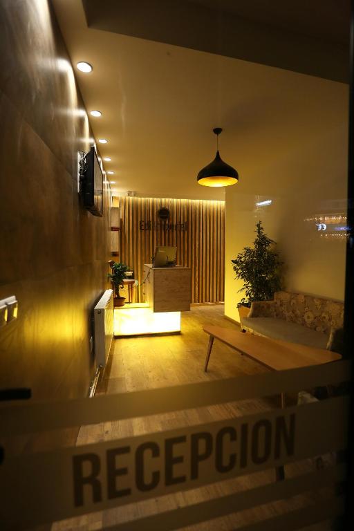 Hotel Edi Imperial photo