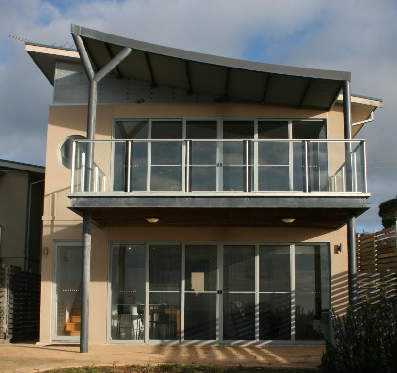 Penneshaw Oceanview Apartments — Hotel in Kangaroo Island
