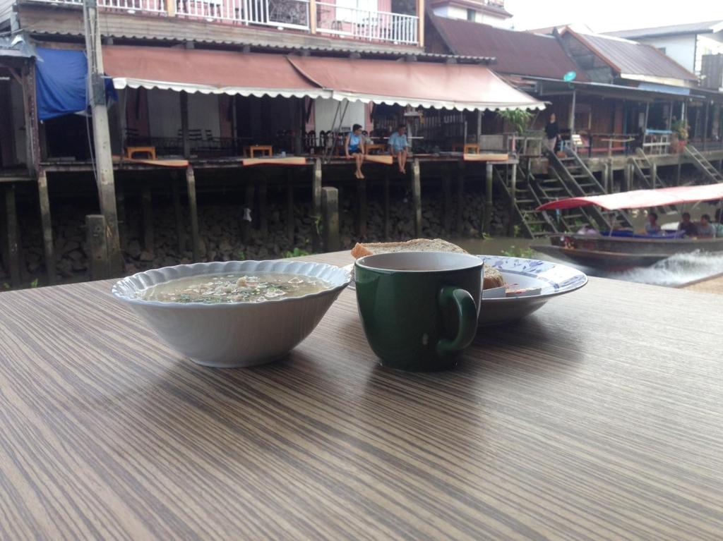 Food and beverages, Boobpha Resort in Amphawa (Samut Songkhram)
