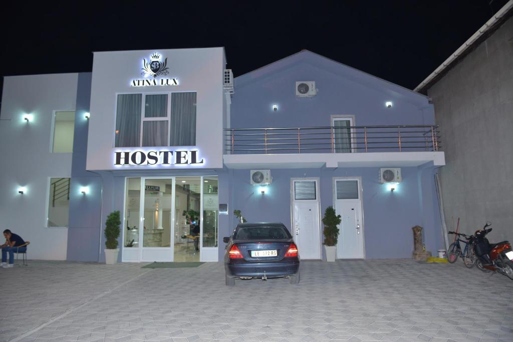 Atina Lux Hostel — Hotel in Leskovac