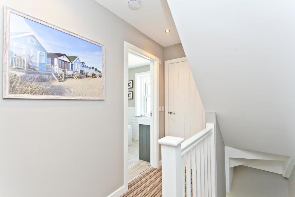 Seaside Cottage, Bournemouth photo 6