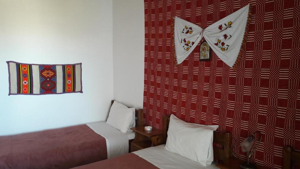 Aris Rooms photo