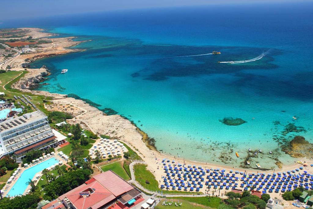 Marina Hotel photo