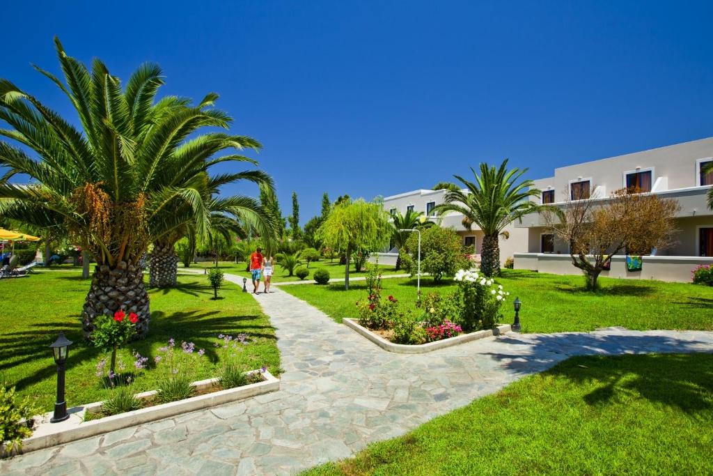 Hotel Esperia — Hotel building in Marmari (Kos), South Aegean