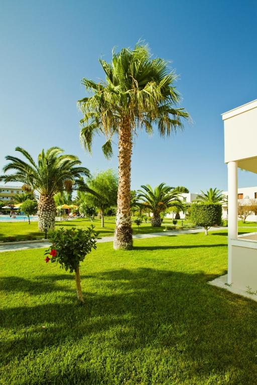 Hotel Esperia — Hotel building in Marmari (Kos), South Aegean