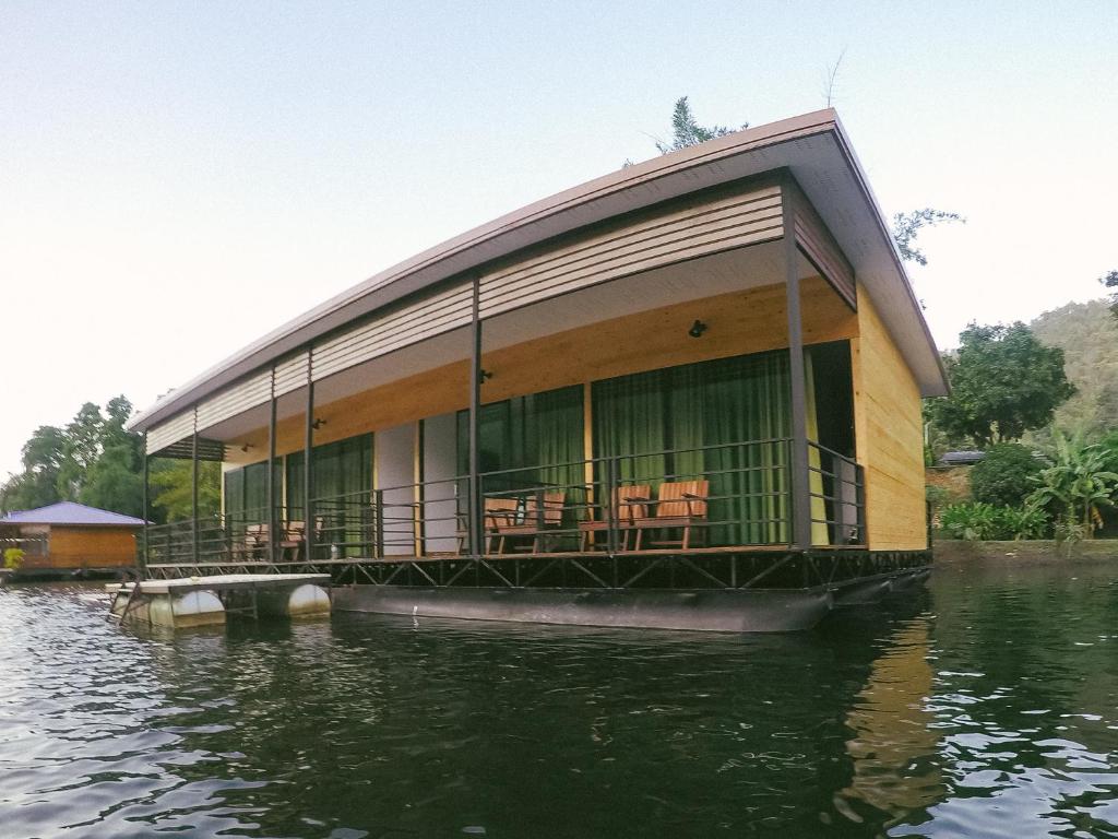 クルーポン ハウス (Krupong House)