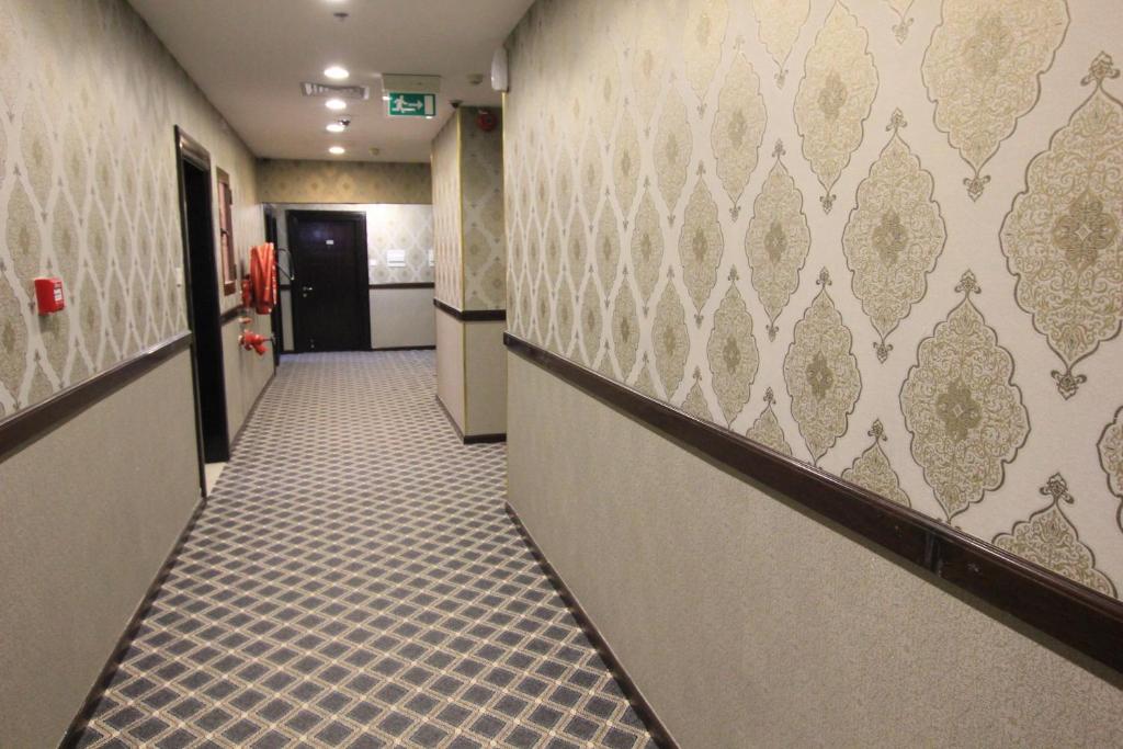 Horizon Hotel Apartments photo