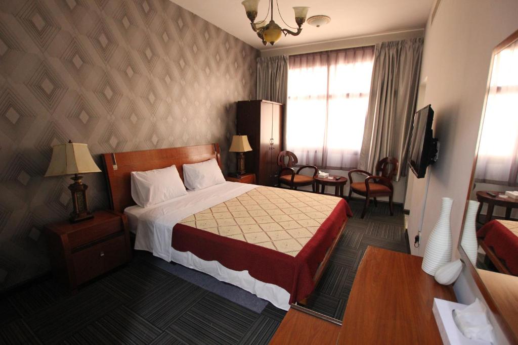 Horizon Hotel Apartments photo