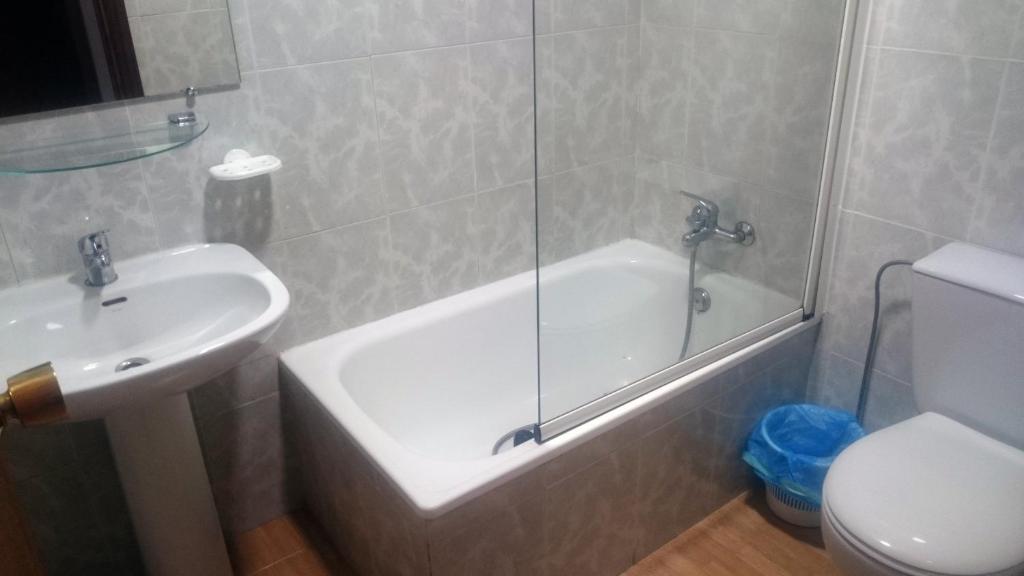 Hostal La Zarza photo