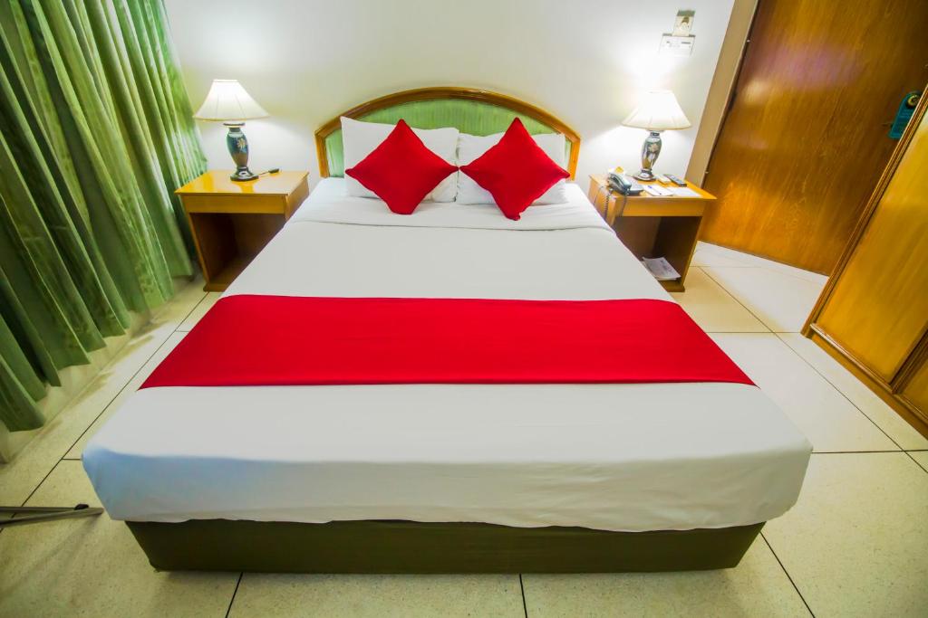 Asia Pacific Hotel photo
