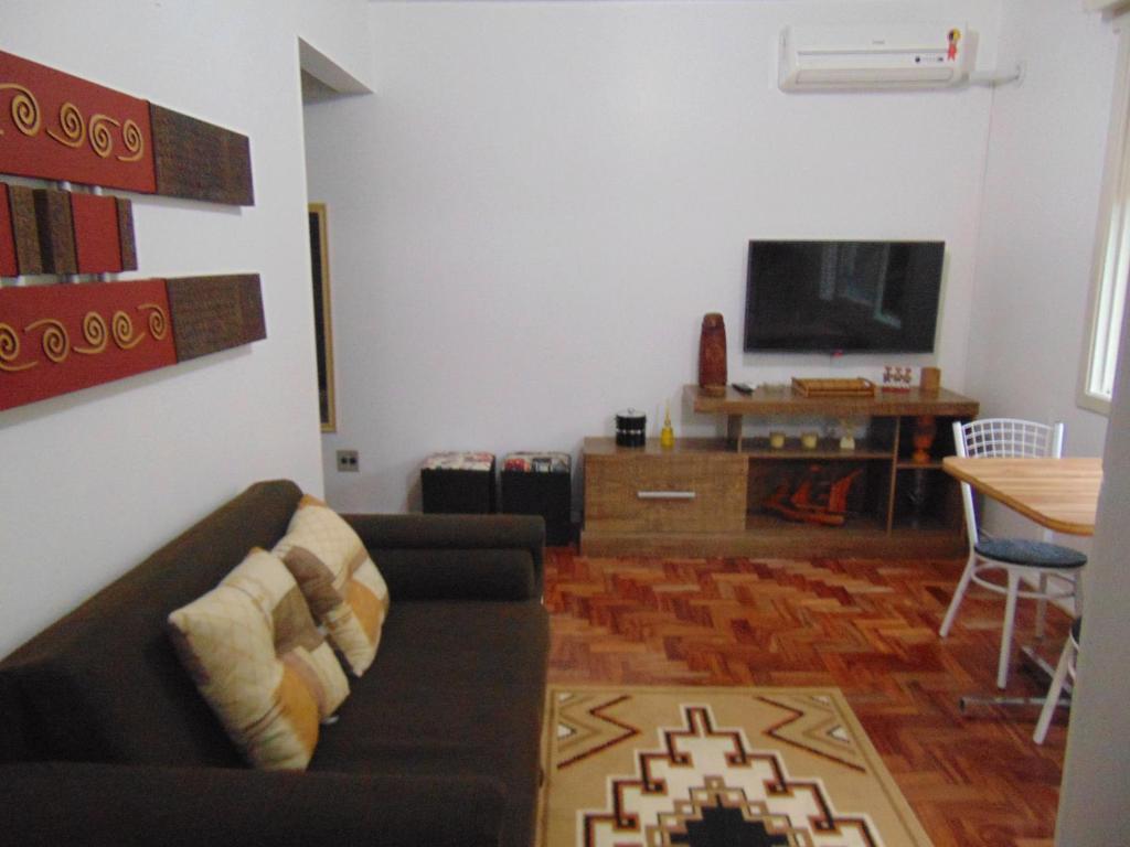 1 DORMITÓRIO-CENTRO-PORTO ALEGRE
