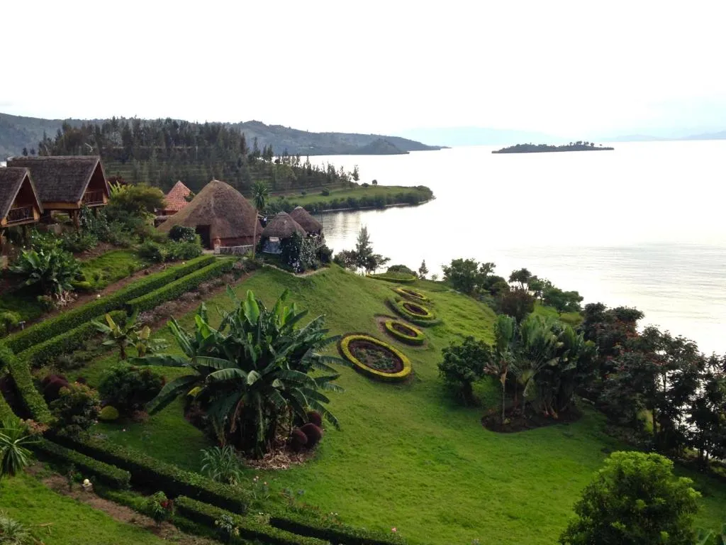 Rwiza Village, hotel in Gitesi
